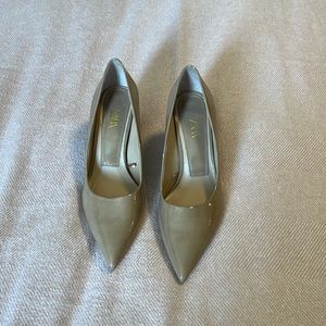 Zara nude woman shoes about 3 inch heals